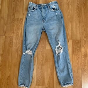 Abercrombie & Fitch Curve Love Mom Jeans